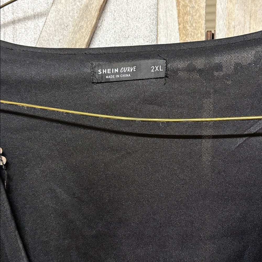 Black and Gold Sequin Jumpsuit - Picture 5 of 6